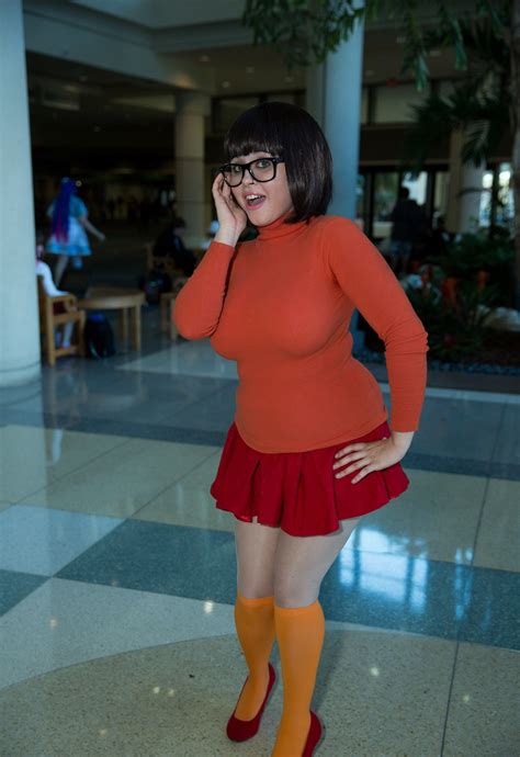 Velma Cosplay